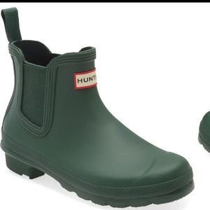 New hunter green